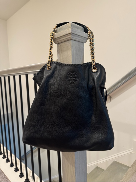 Tory Burch Handbags - Tory Burch Black Leather Shoulder Bag with Gold Chain Handles